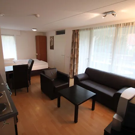 & - De Zeven Heuvelen Отель Грусбек