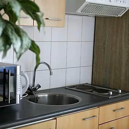 & - De Zeven Heuvelen ホテル 3*