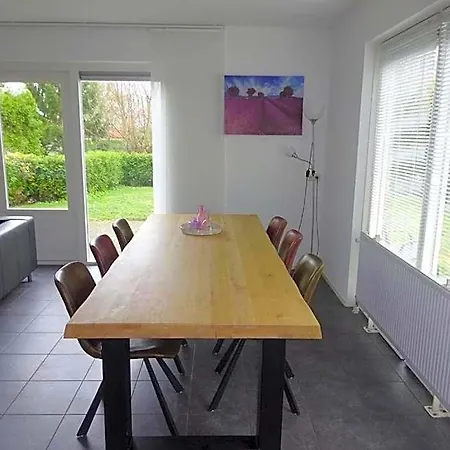 & - De Zeven Heuvelen ホテル 3*