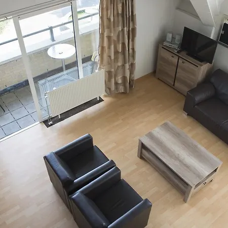 & - De Zeven Heuvelen Отель 3*