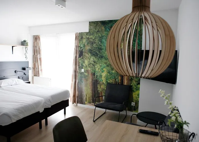 & - De Zeven Heuvelen