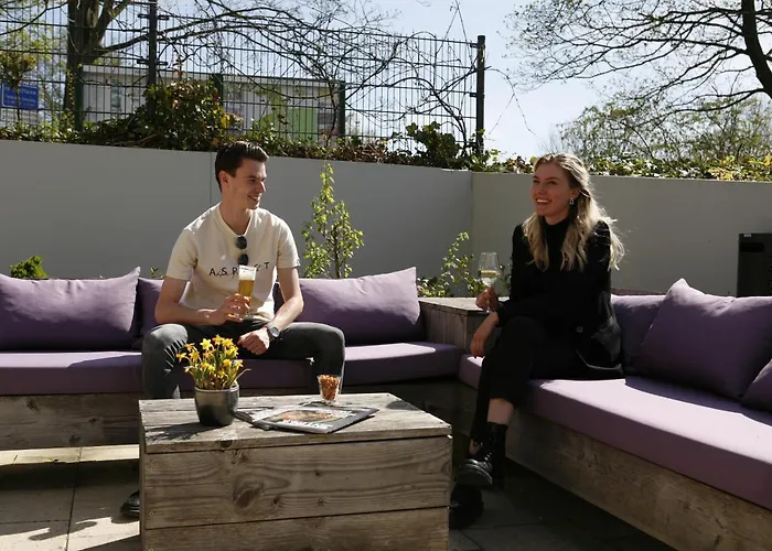 & - De Zeven Heuvelen