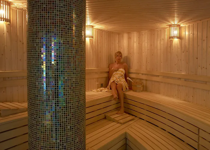 & - De Zeven Heuvelen 3* Groesbeek