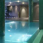 & - De Zeven Heuvelen Hotel 3*
