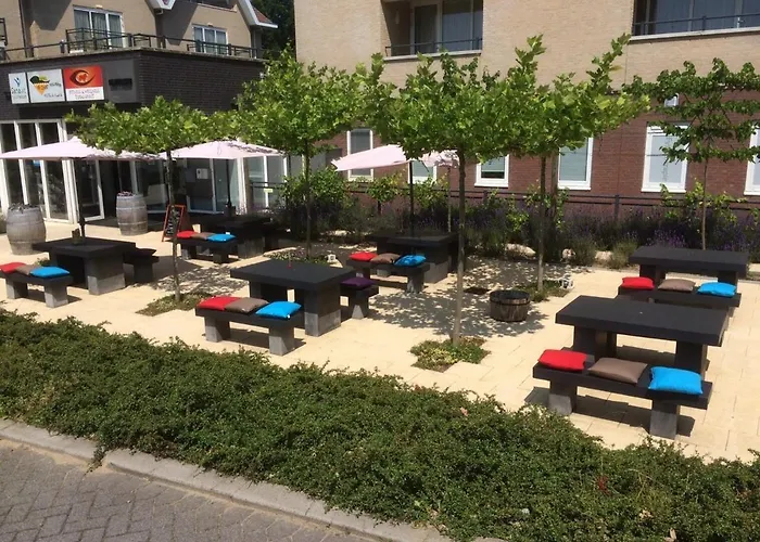 Hotel & - De Zeven Heuvelen 3*