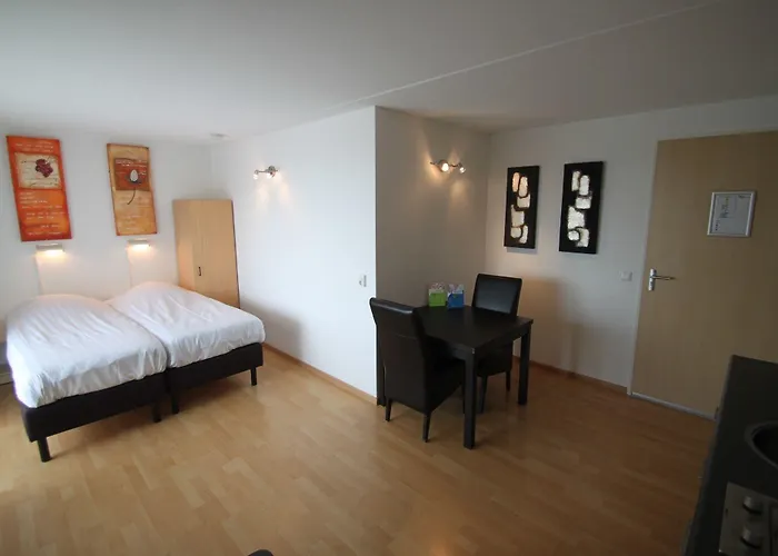 Hotel & - De Zeven Heuvelen 3*